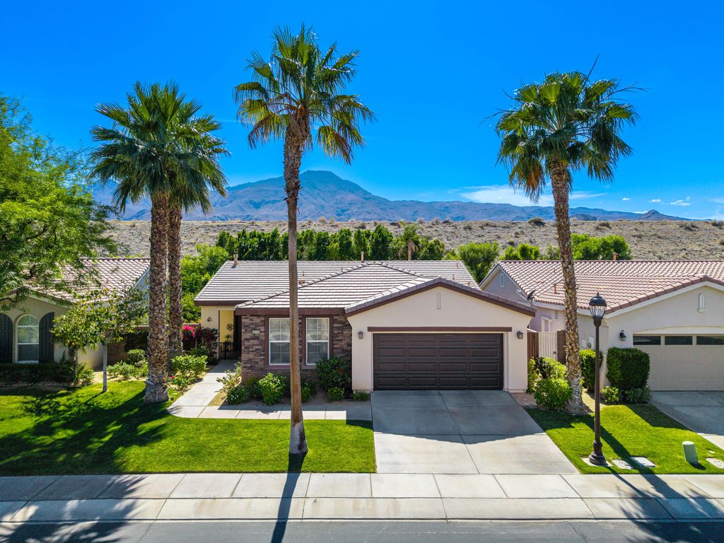 Photo of 60755 Living Stone Drive, La Quinta, CA 92253 (MLS # 219146554)
