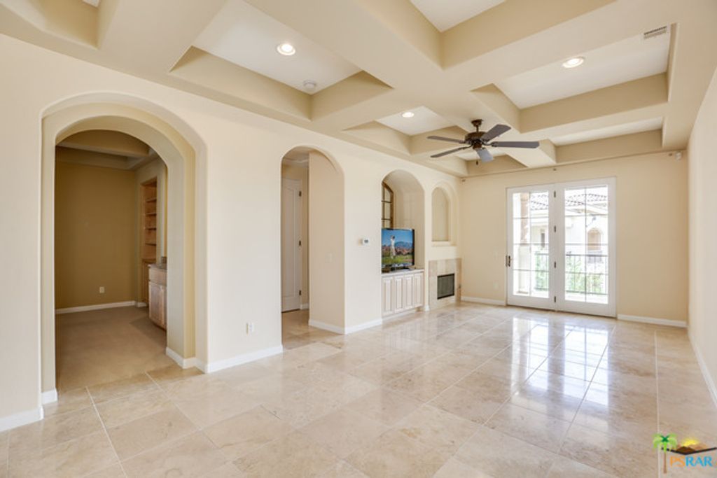 listing image 10994327410253882488