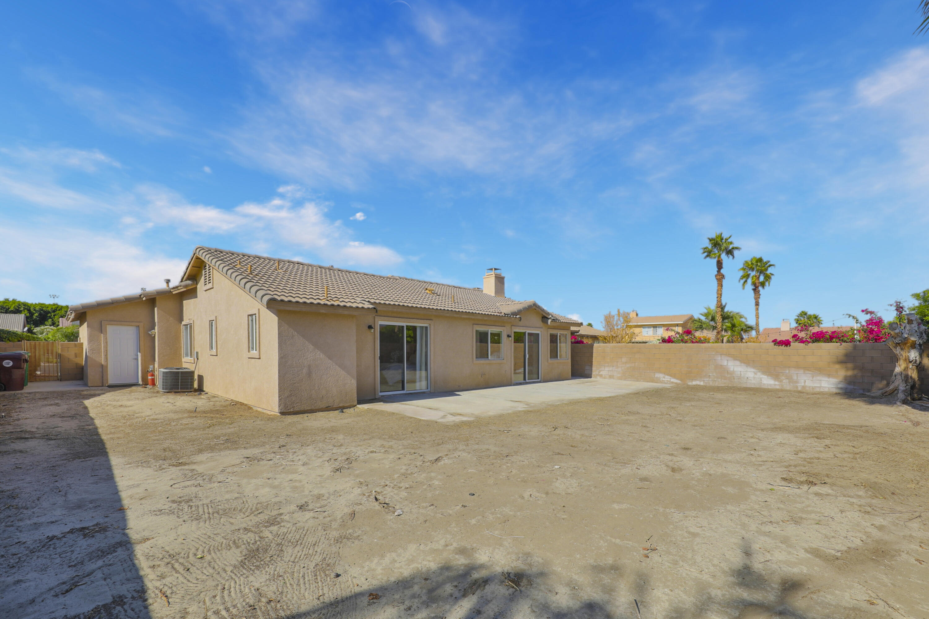 La Quinta, California 92253, United States, 3 Bedrooms Bedrooms, ,2 BathroomsBathrooms,Residential,Active,246730