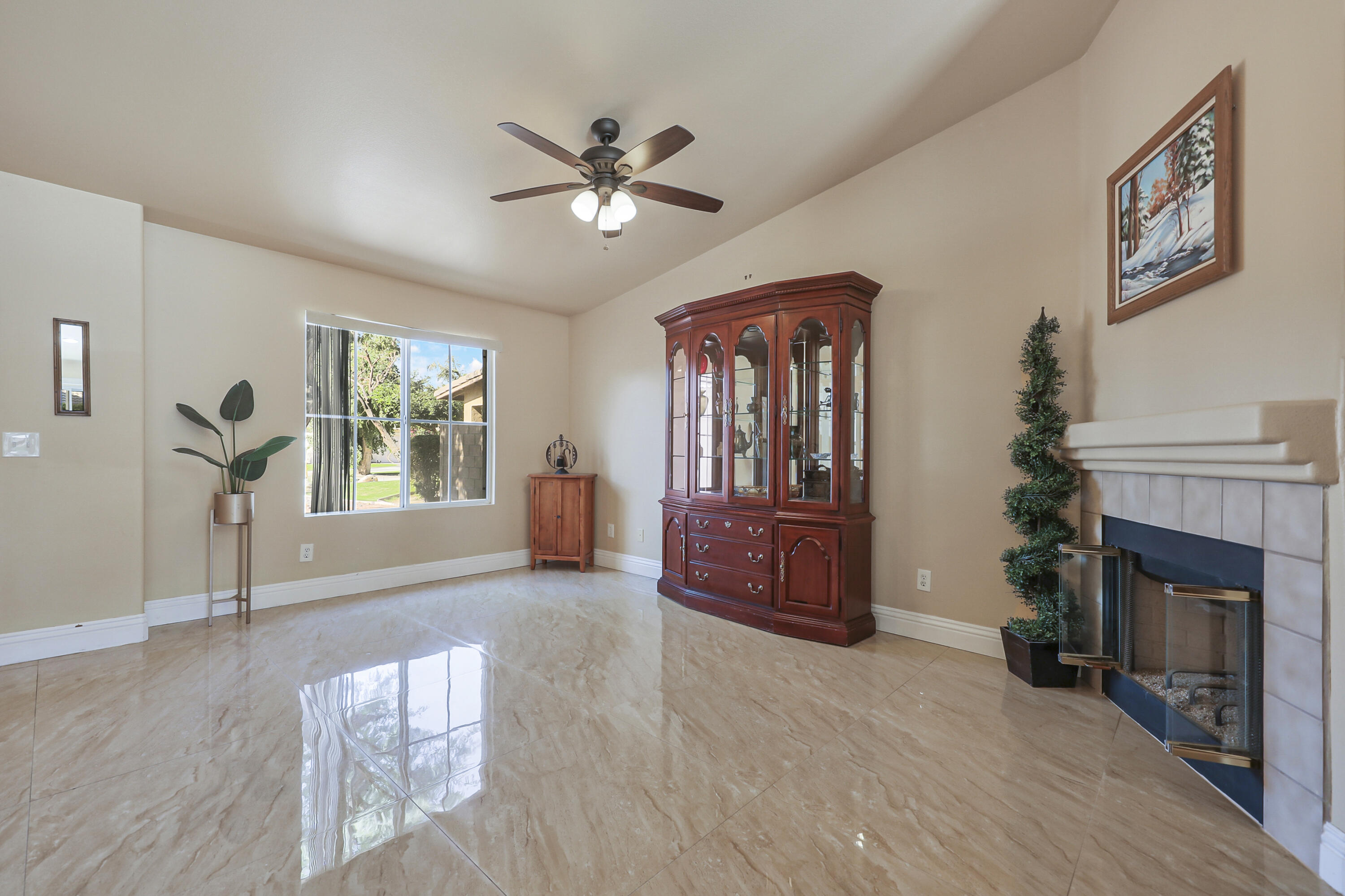 La Quinta, California 92253, United States, 3 Bedrooms Bedrooms, ,2 BathroomsBathrooms,Residential,Active,246730