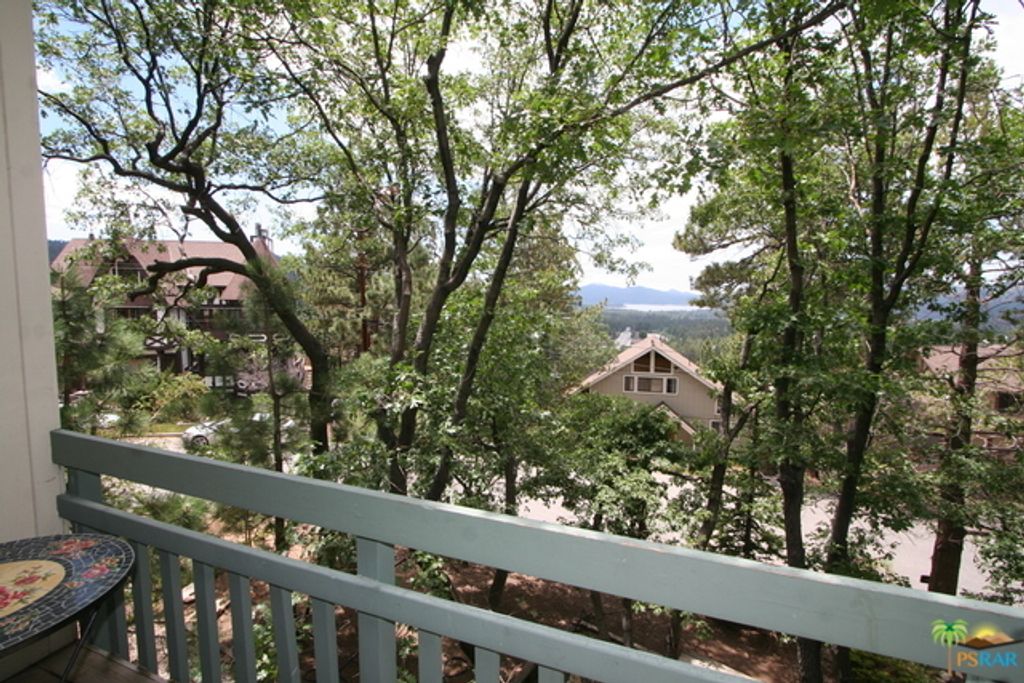 listing image 10997766722583088622