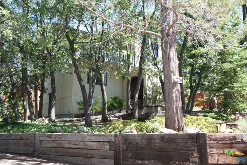 listing image 10990110396402189913