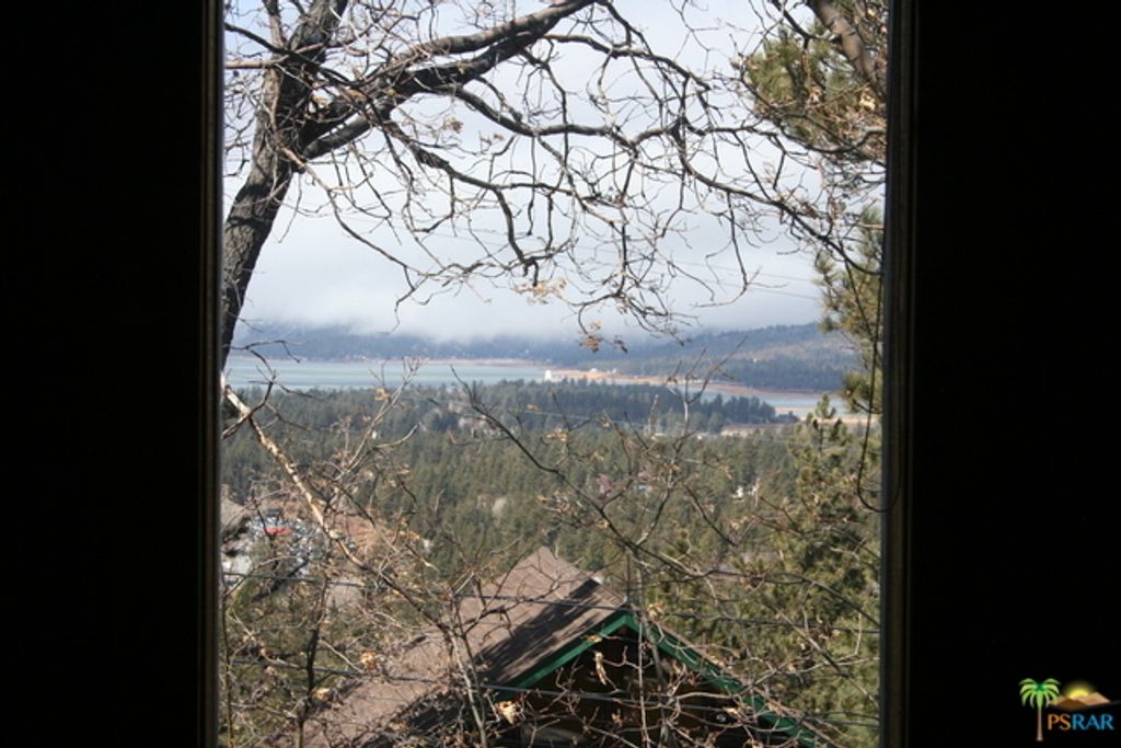 listing image 10993443625074458948