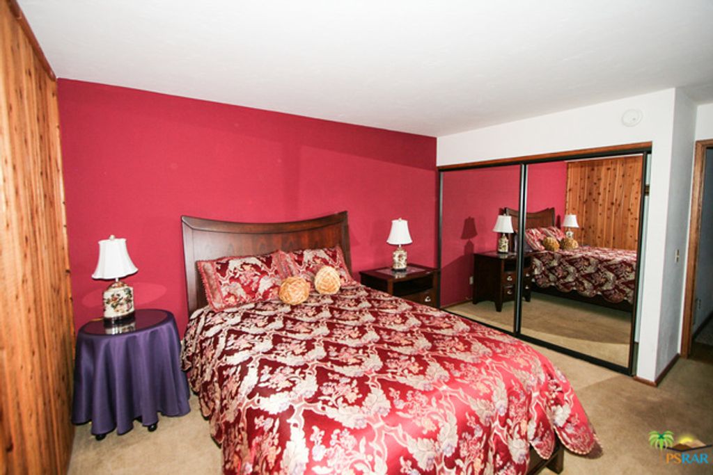 listing image 10992252648061923952