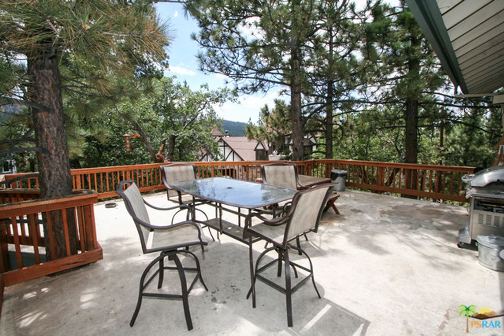listing image 10991819564632381368