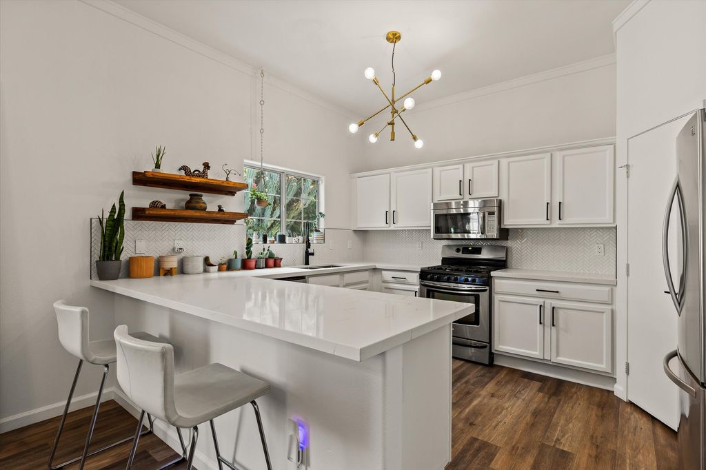 Photo of 53545 Avenida Ramirez, La Quinta, CA 92253 (MLS # 219140735)