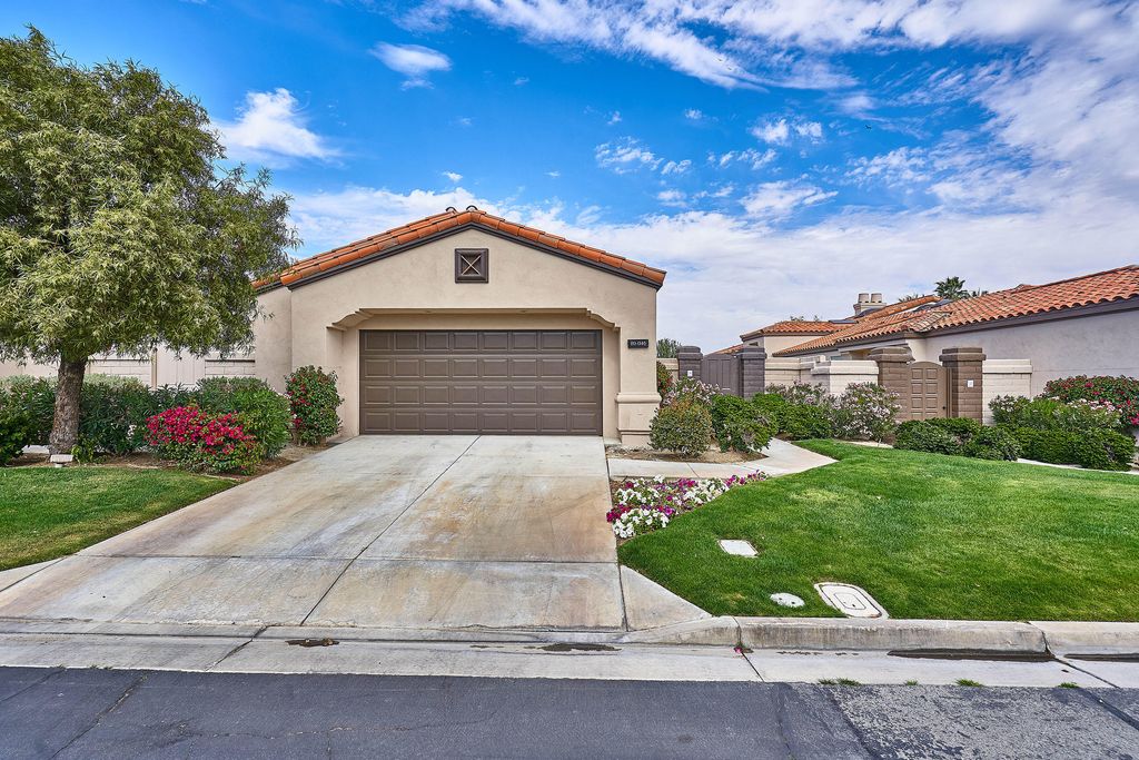 listing image 10998647633370218610