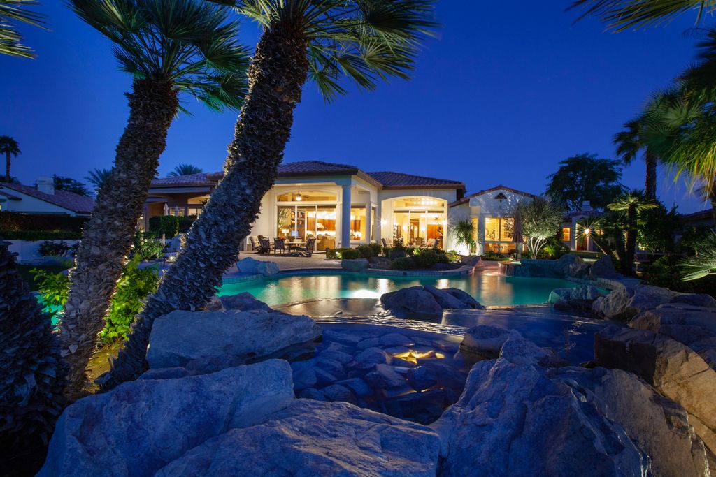 Photo of 48627 Vista Palomino, La Quinta, CA 92253 (MLS # 219140609)