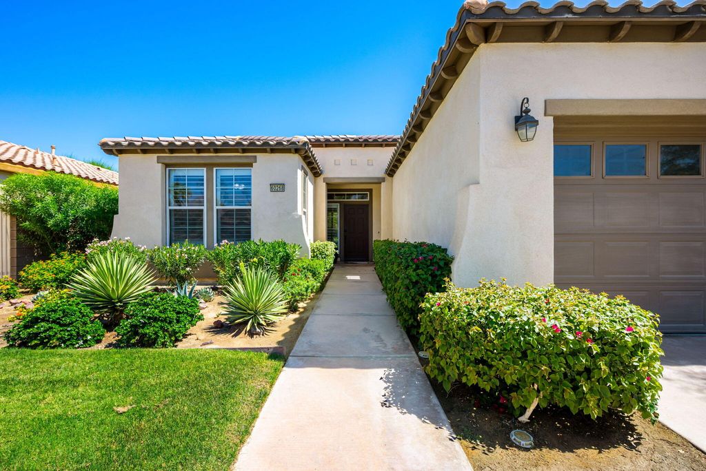 Photo of 60268 Sweetshade Lane, La Quinta, CA 92253 (MLS # 219146353)