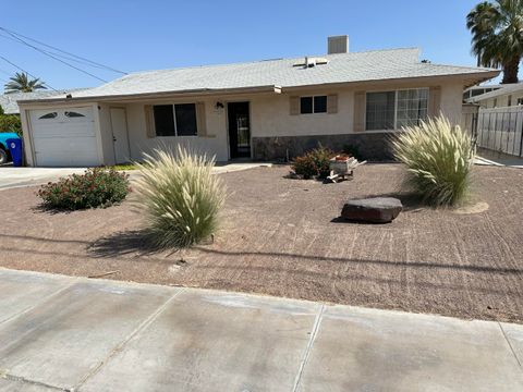 Single Family Residence in Palm Desert CA 77205 Minnesota Avenue.jpg