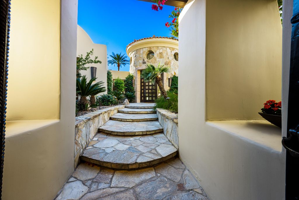 Photo of 78653 Peerless Place, La Quinta, CA 92253 (MLS # 219140071)