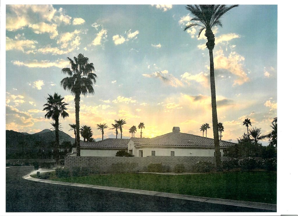 Photo of 44520 Via Terra Nova, La Quinta, CA 92253 (MLS # 219125045)