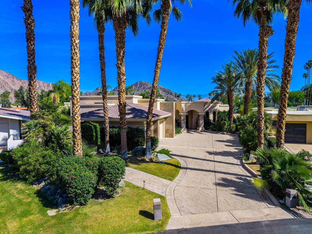 Photo of 78224 San Timoteo Street, La Quinta, CA 92253 (MLS # 219147198)