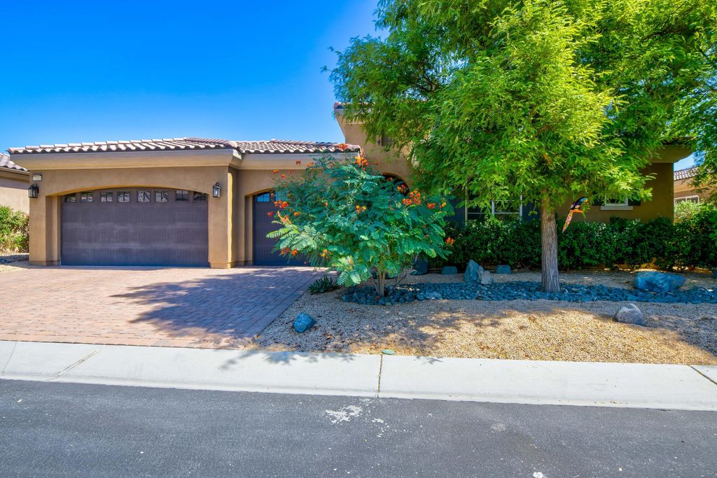 Photo of 57816 Barristo Circle, La Quinta, CA 92253 (MLS # 219133407)