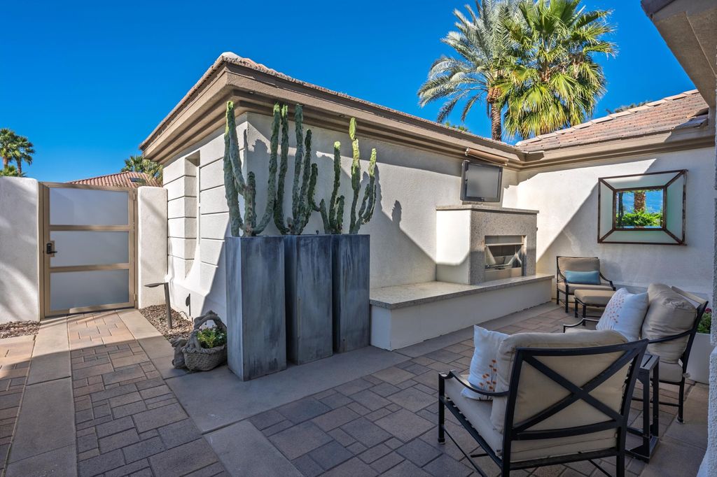 Photo of 51528 Marbella Court, La Quinta, CA 92253 (MLS # 219141867)