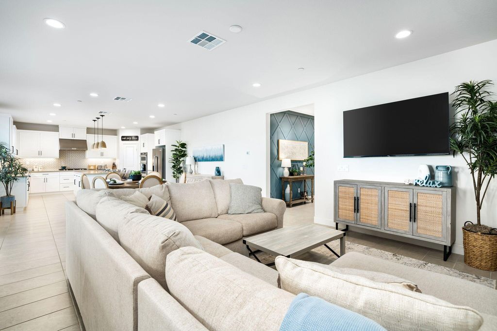 Photo of 58132 Aragon Way, La Quinta, CA 92253 (MLS # 219136152)