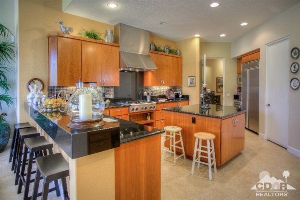listing image 10990299224787669427