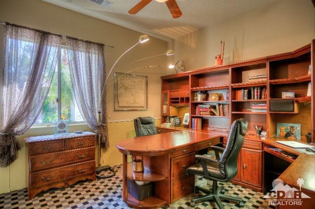 listing image 10992216509946304823