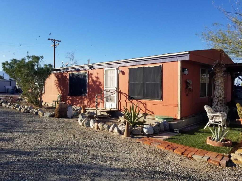 listing image 10992772879380987969