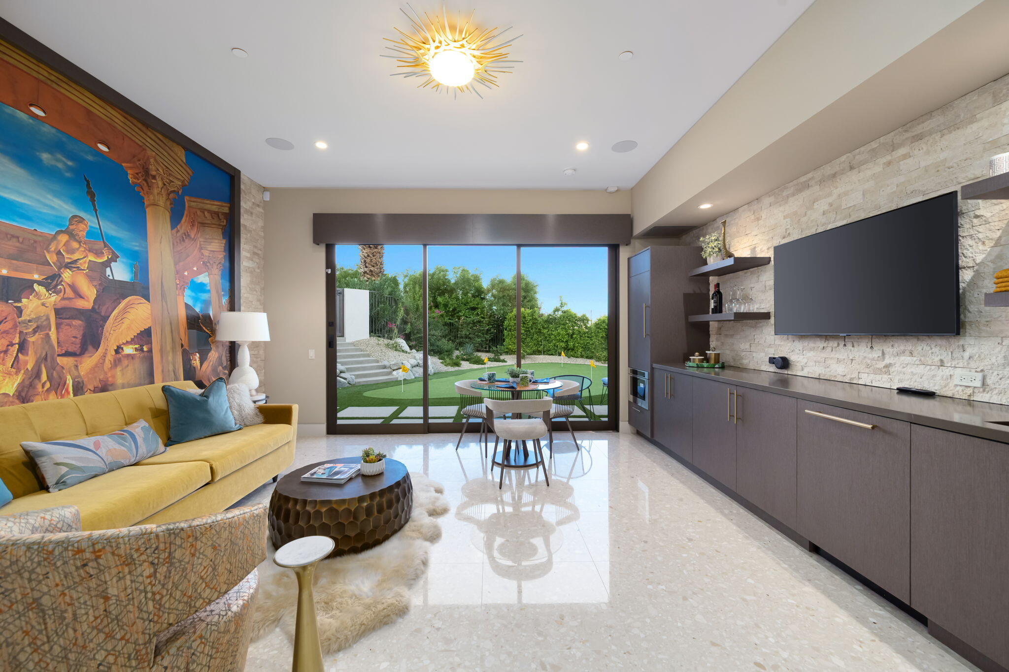 Palm Springs, California 92262, United States, 5 Bedrooms Bedrooms, ,6 BathroomsBathrooms,Residential,Active,220015