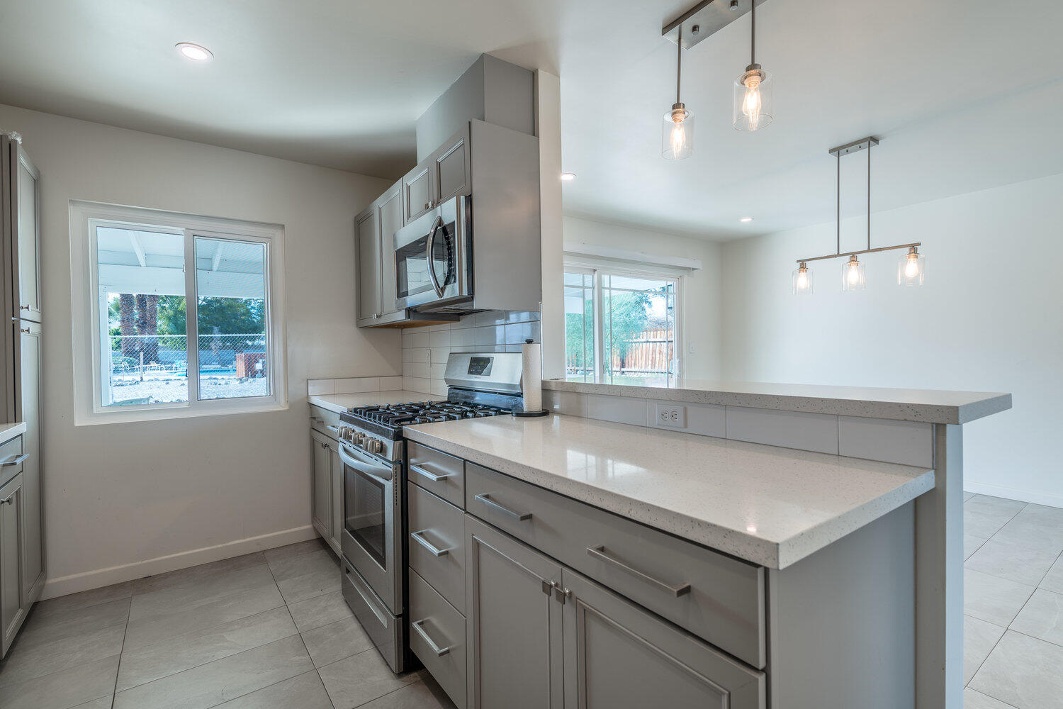 Palm Desert, California 92260, United States, 3 Bedrooms Bedrooms, ,2 BathroomsBathrooms,Residential,Active,244560