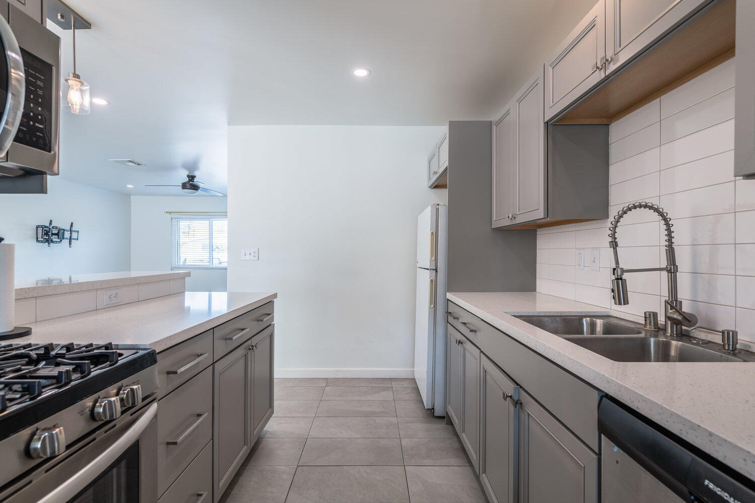 Palm Desert, California 92260, United States, 3 Bedrooms Bedrooms, ,2 BathroomsBathrooms,Residential,Active,244560