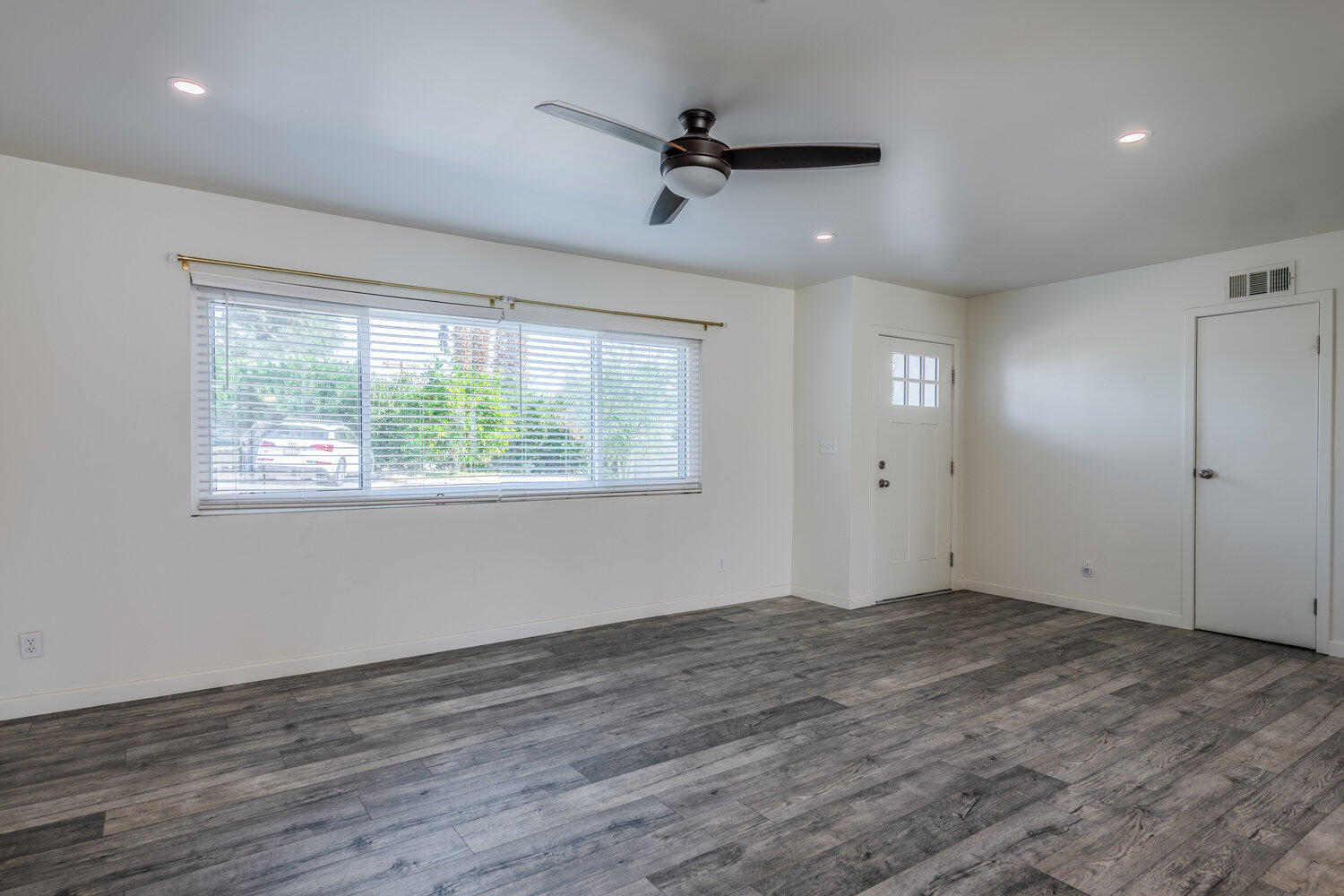 Palm Desert, California 92260, United States, 3 Bedrooms Bedrooms, ,2 BathroomsBathrooms,Residential,Active,244560