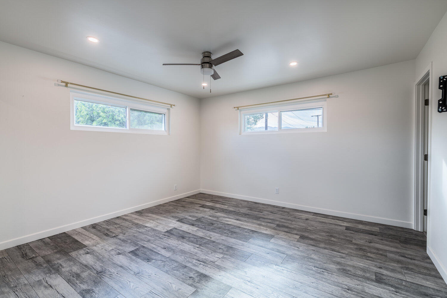 Palm Desert, California 92260, United States, 3 Bedrooms Bedrooms, ,2 BathroomsBathrooms,Residential,Active,244560