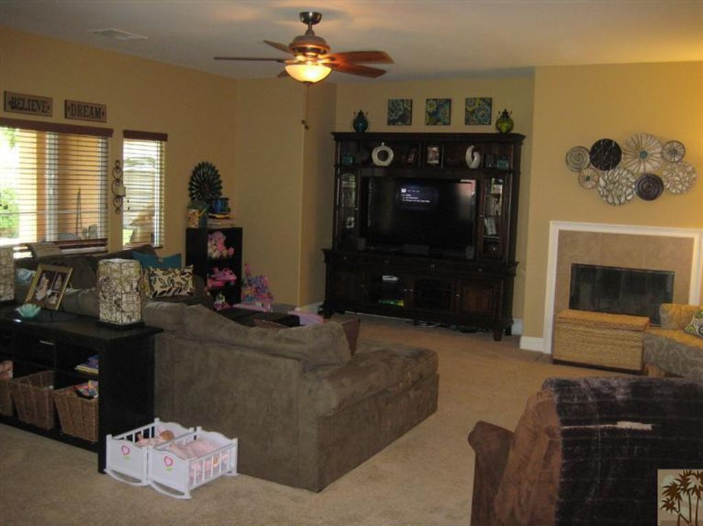 listing image 10994532309000551342