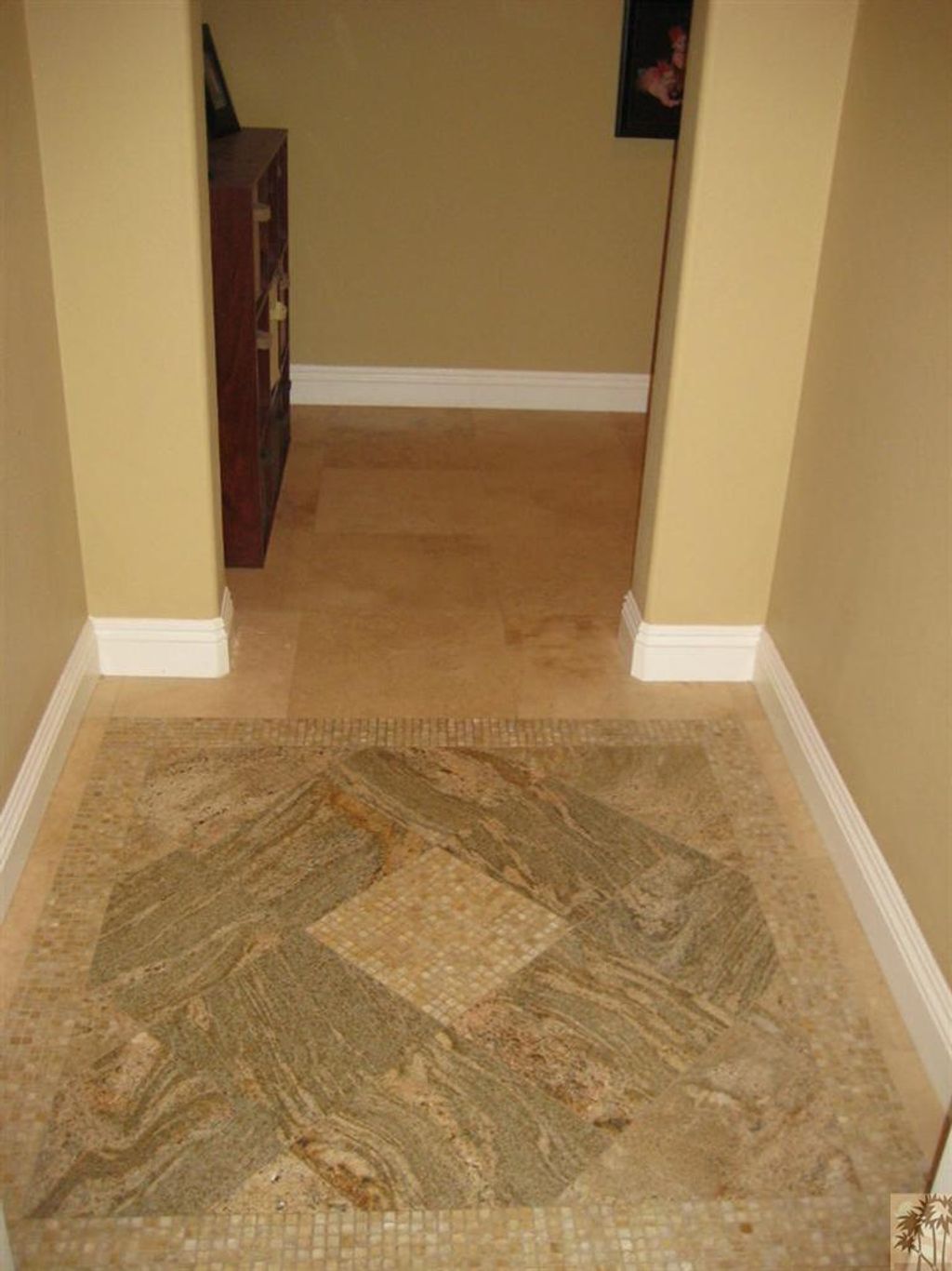 listing image 10997326306209306874