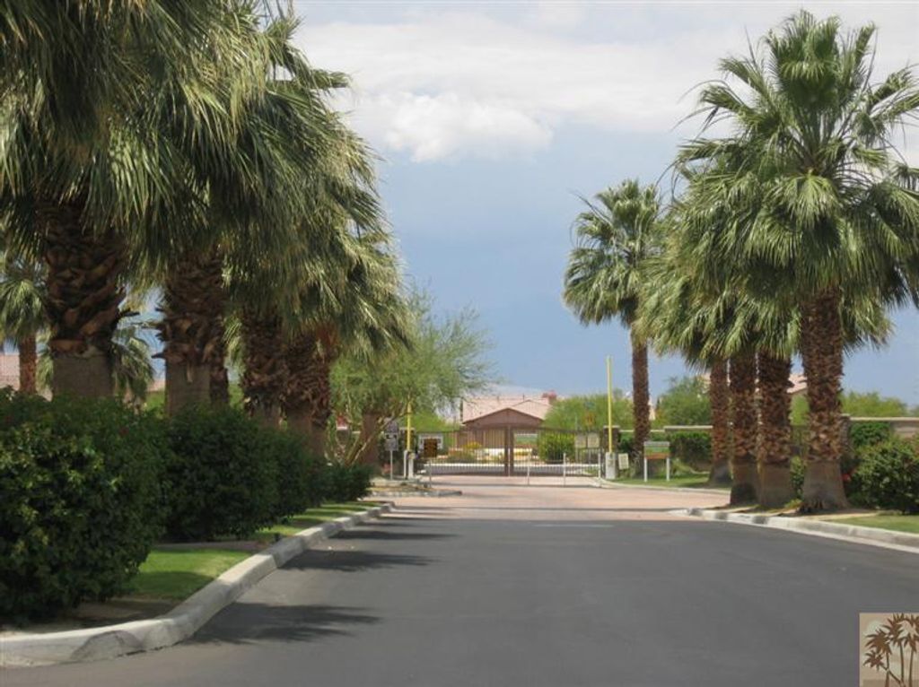 listing image 10996256743519055517