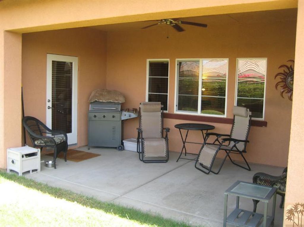 listing image 10992435141075872505