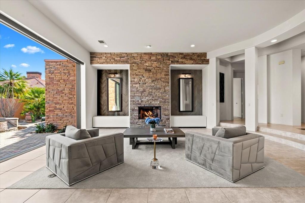 Photo of 50380 Via Serenidad, La Quinta, CA 92253 (MLS # 219140912)