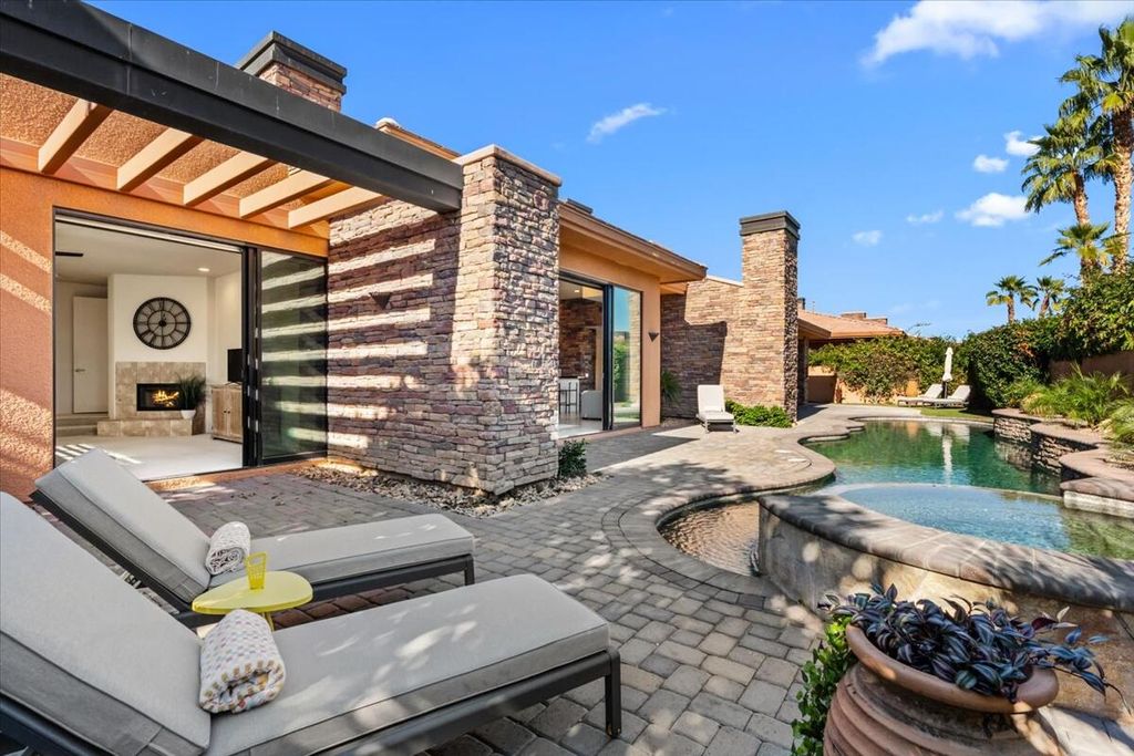 Photo of 50380 Via Serenidad, La Quinta, CA 92253 (MLS # 219140912)