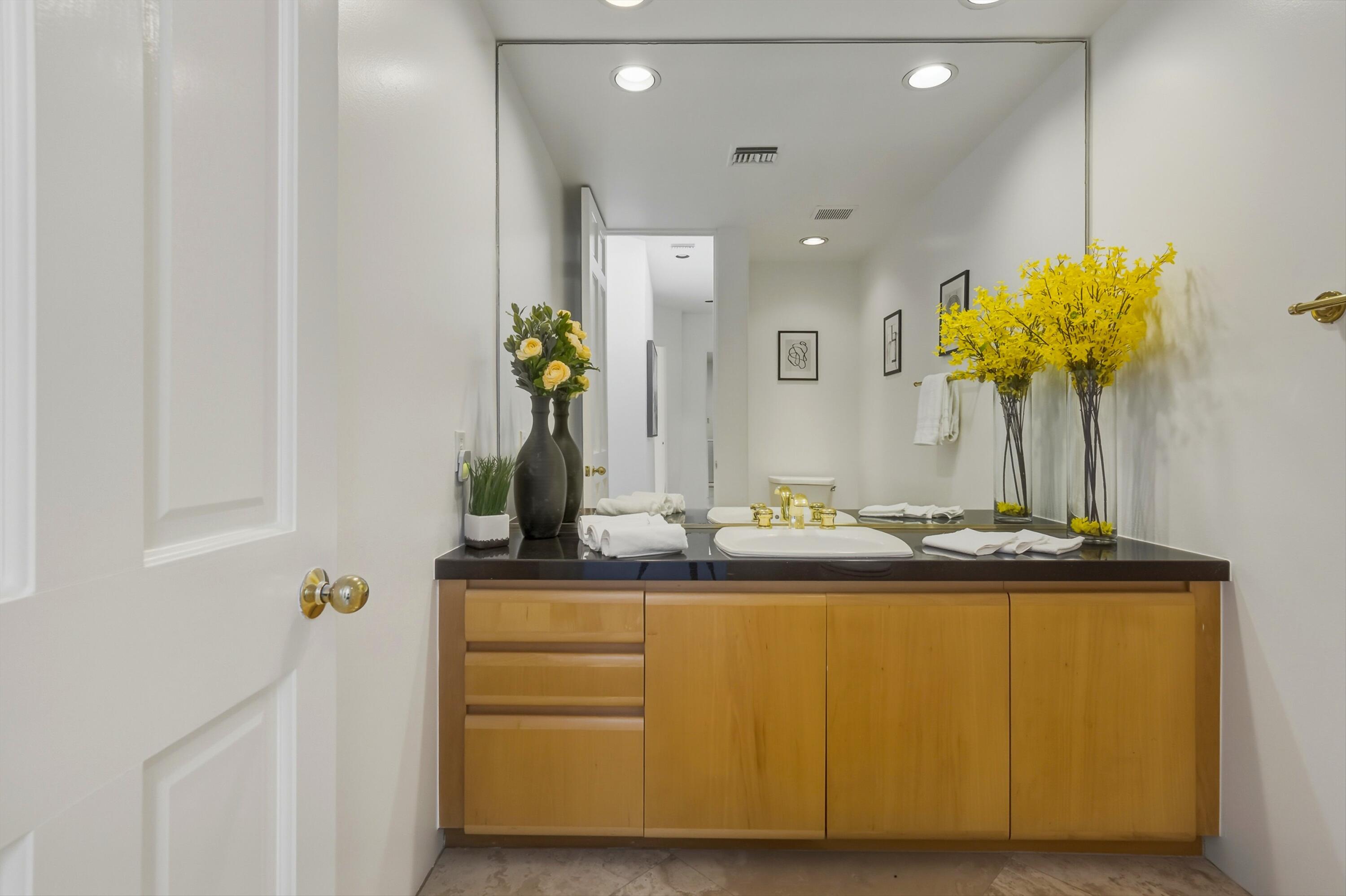 La Quinta, California 92253, United States, 3 Bedrooms Bedrooms, ,3 BathroomsBathrooms,Residential,Active,253493