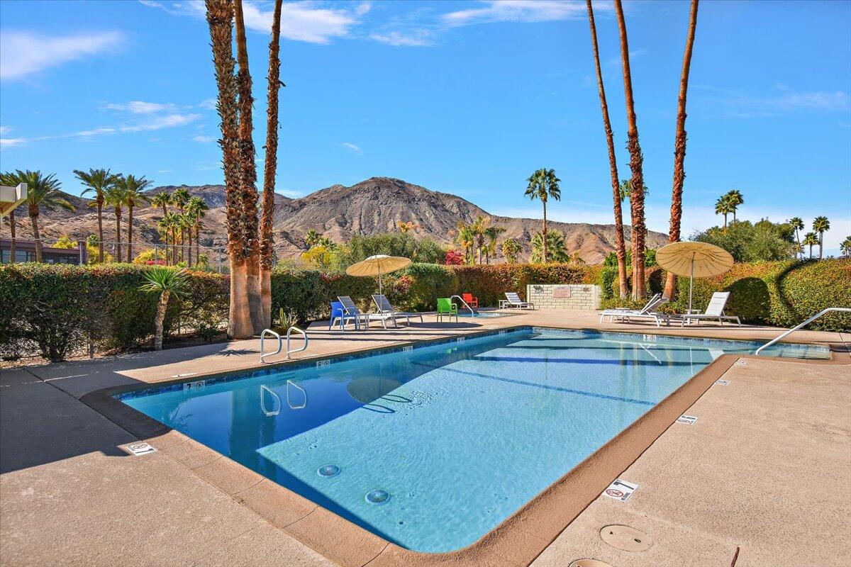 Palm Desert, California 92260, United States, 3 Bedrooms Bedrooms, ,2 BathroomsBathrooms,Residential,Pending,257