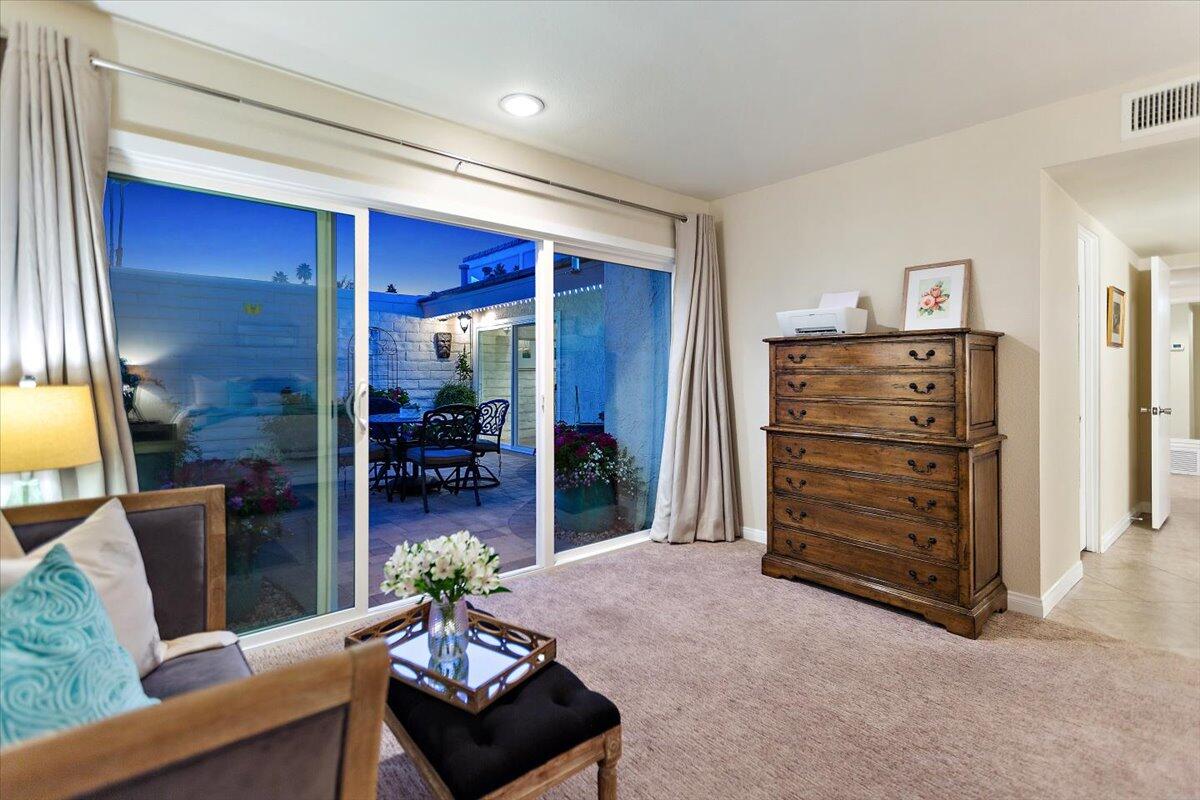 Palm Desert, California 92260, United States, 3 Bedrooms Bedrooms, ,2 BathroomsBathrooms,Residential,Pending,257