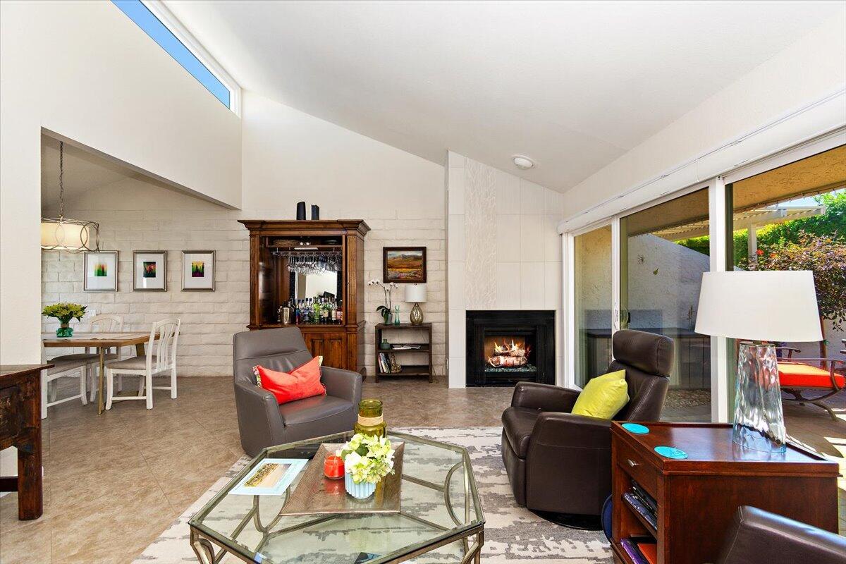 Palm Desert, California 92260, United States, 3 Bedrooms Bedrooms, ,2 BathroomsBathrooms,Residential,Pending,257