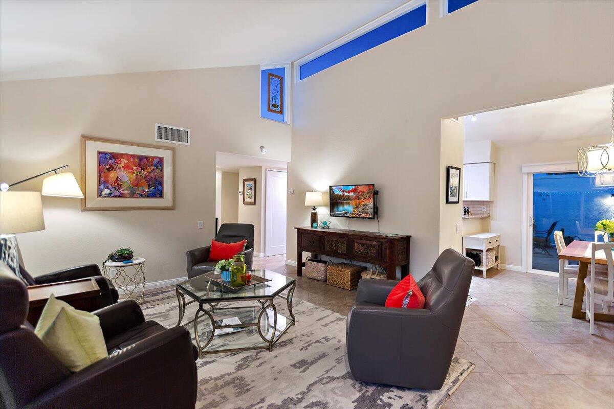 Palm Desert, California 92260, United States, 3 Bedrooms Bedrooms, ,2 BathroomsBathrooms,Residential,Pending,257