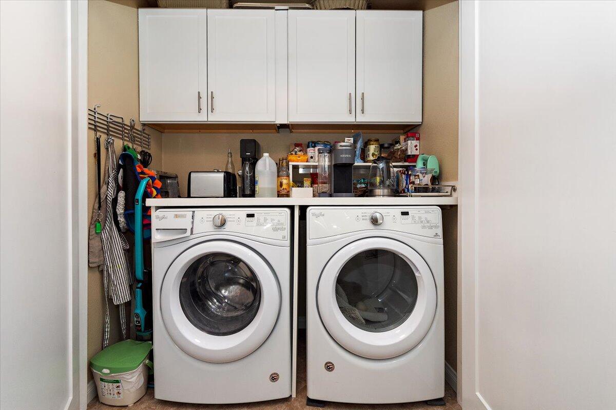 Palm Desert, California 92260, United States, 3 Bedrooms Bedrooms, ,2 BathroomsBathrooms,Residential,Pending,257