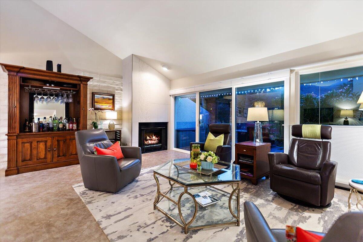 Palm Desert, California 92260, United States, 3 Bedrooms Bedrooms, ,2 BathroomsBathrooms,Residential,Pending,257