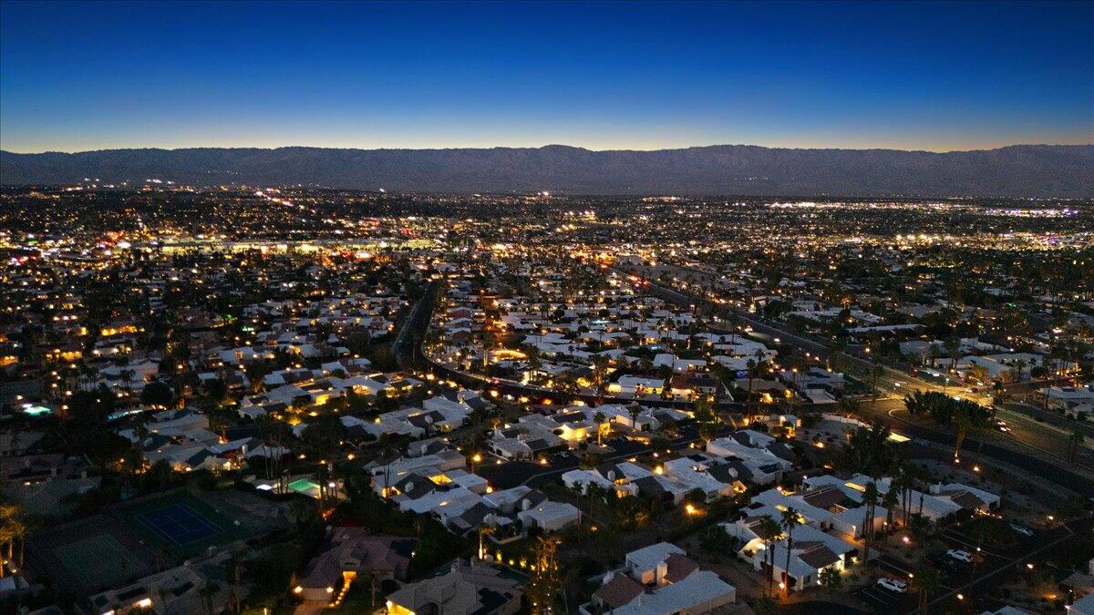 Palm Desert, California 92260, United States, 3 Bedrooms Bedrooms, ,2 BathroomsBathrooms,Residential,Pending,257