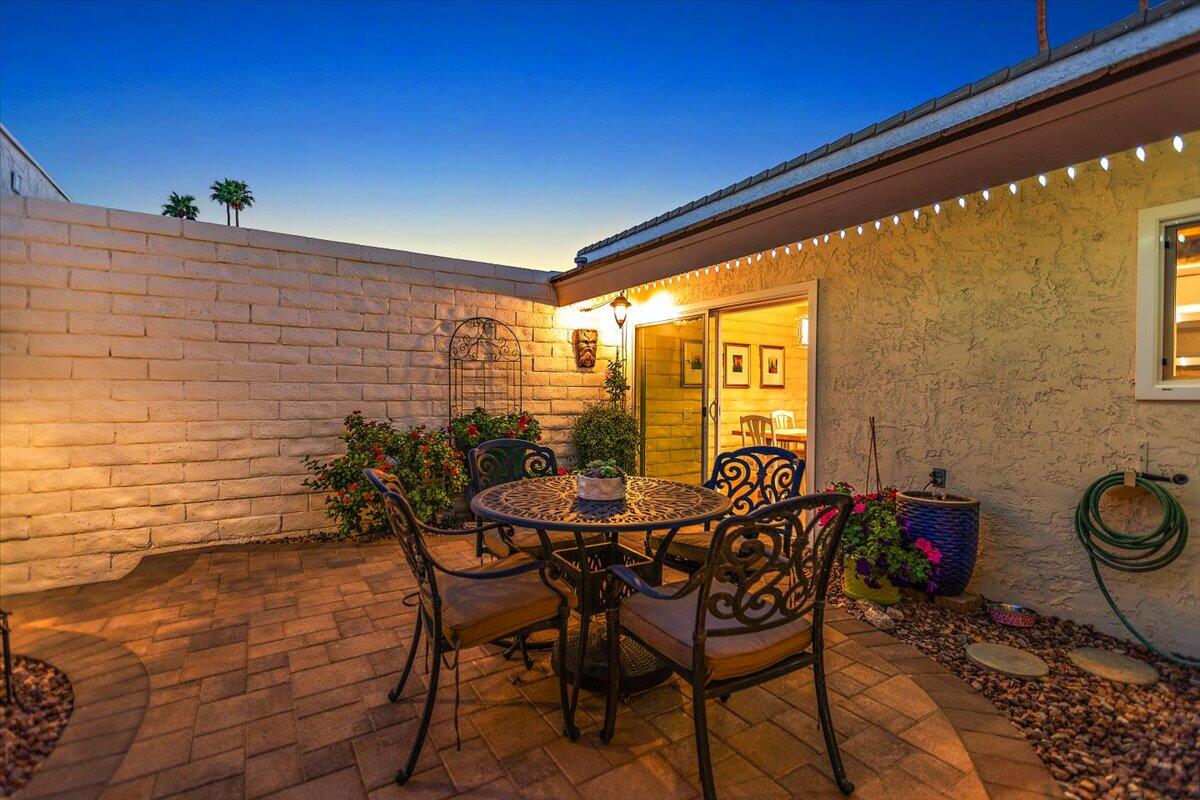 Palm Desert, California 92260, United States, 3 Bedrooms Bedrooms, ,2 BathroomsBathrooms,Residential,Pending,257