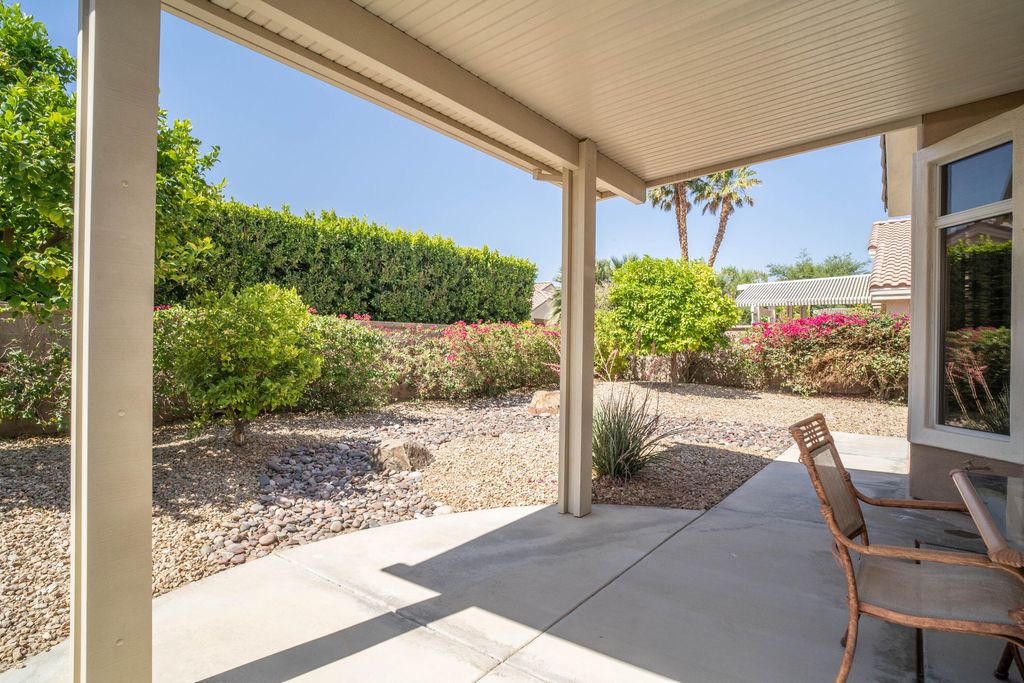 listing image 1099784895552