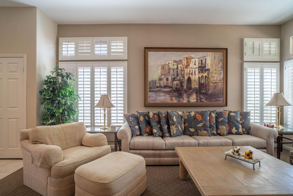 listing image 10993239057409