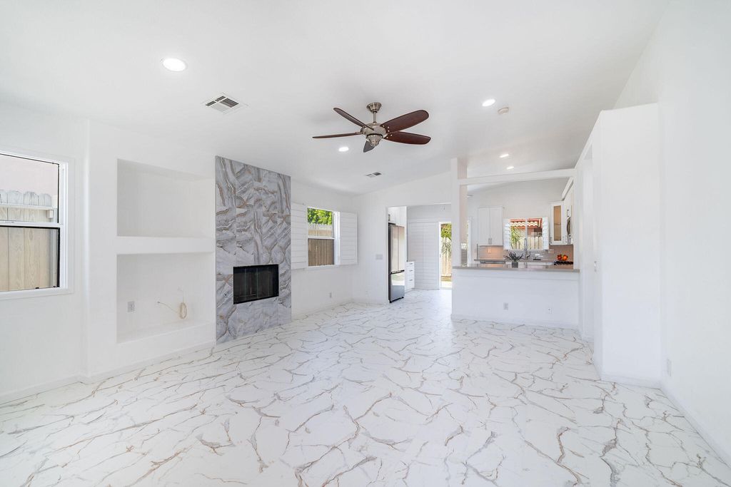 Photo of 53045 Avenida Obregon, La Quinta, CA 92253 (MLS # 219130684)