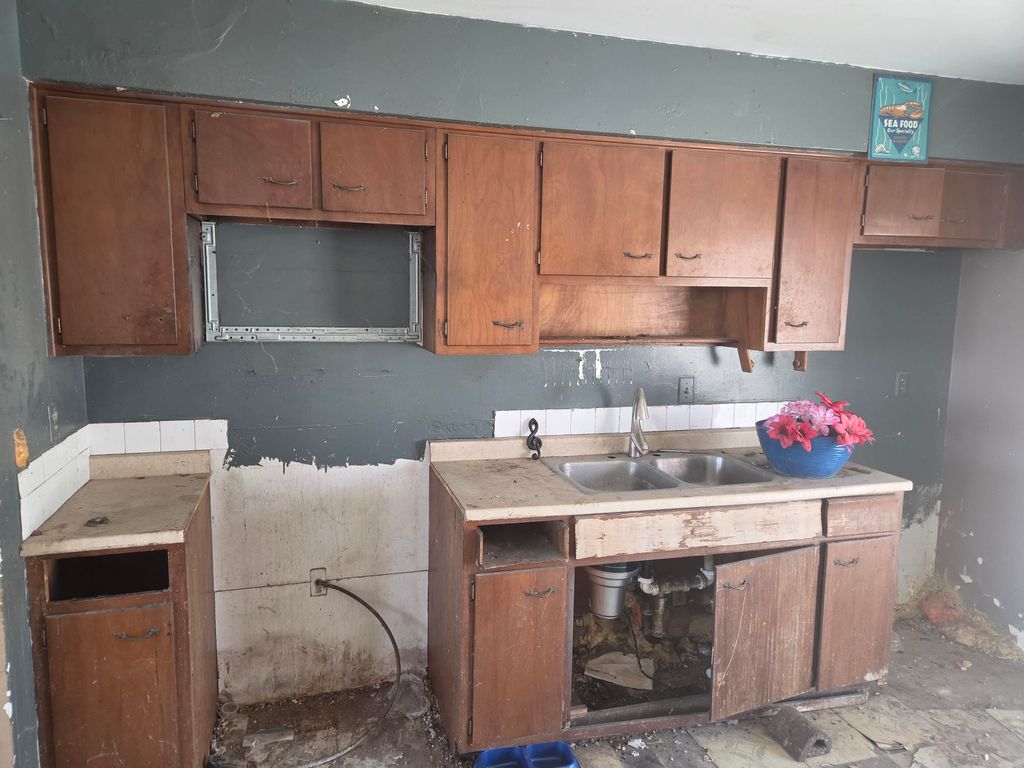 Photo of 52295 Avenida Alvarado, La Quinta, CA 92253 (MLS # 219146912)