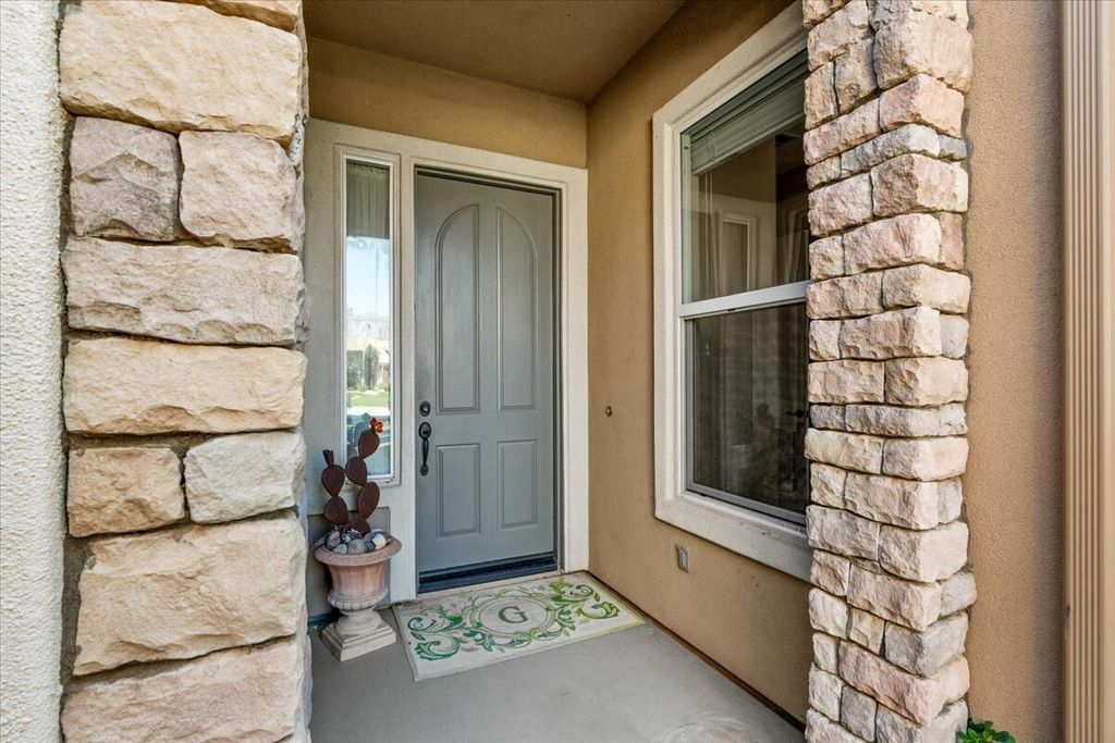 Photo of 61466 Fire Barrel Drive, La Quinta, CA 92253 (MLS # 219137955)