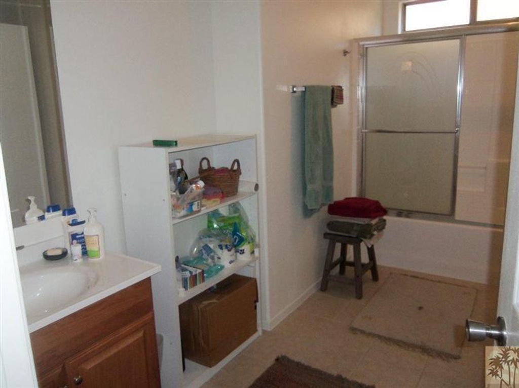 listing image 10998058910585346751