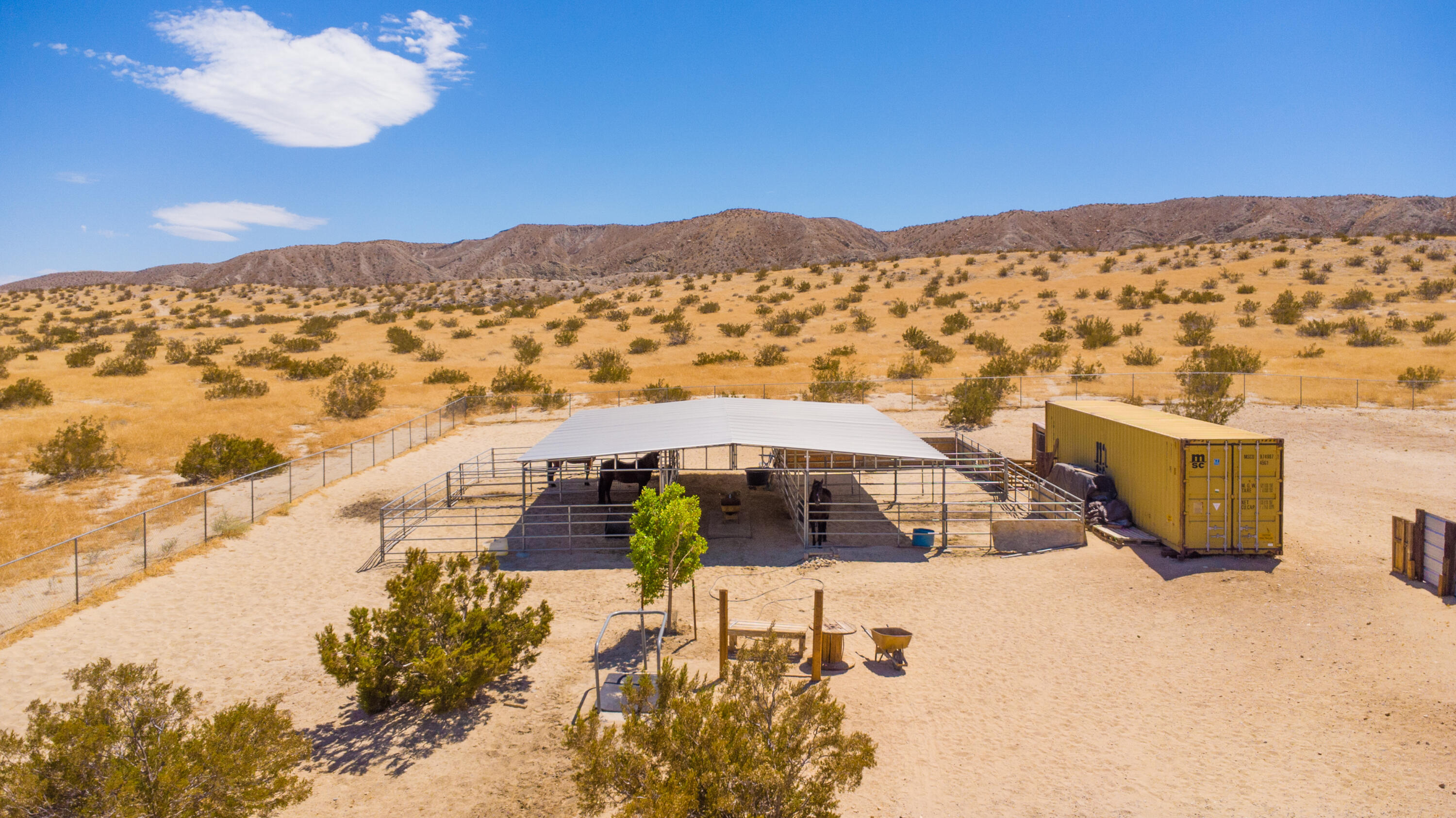 Desert Hot Springs, California 92241, United States, 4 Bedrooms Bedrooms, ,3 BathroomsBathrooms,Residential,Pending,46898